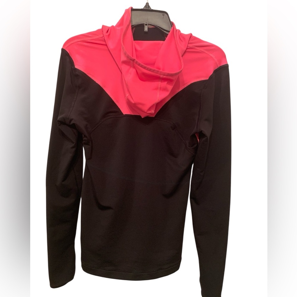 🔥SALE🔥NIKE🩷 HOODIE! PRO DRY-FIT COLOR BLOCK. EXCELLENT CONDITION! - Picture 2 of 9
